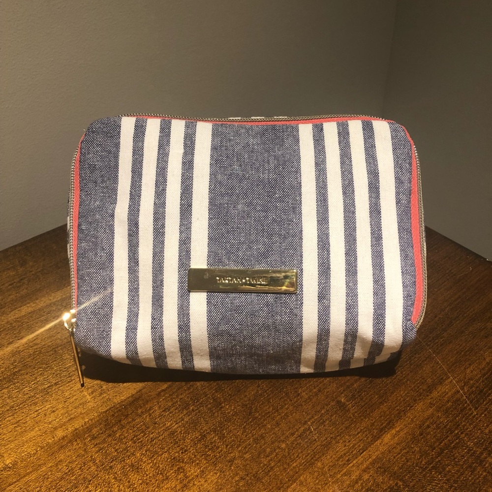 Makeup bag